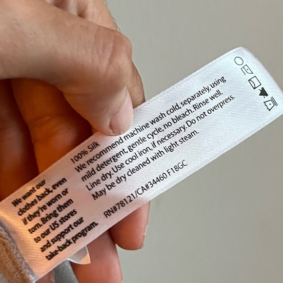 Eileen Fisher 100% Silk Grey Sleeveless Tank Blouse Size XS - Picture 4 of 6